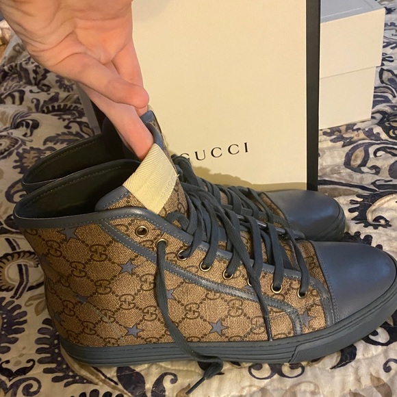 Gucci Sneakers - Picture 1 of 8